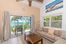 Moon Bay by Cayman Villas 