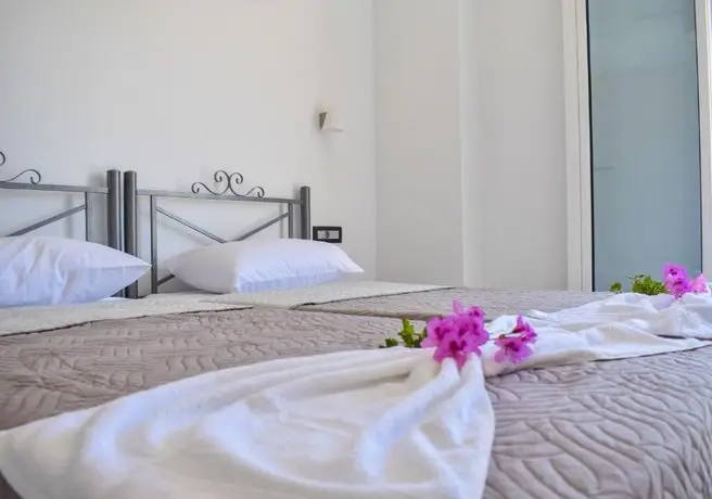 Katsaros Deluxe Apartments