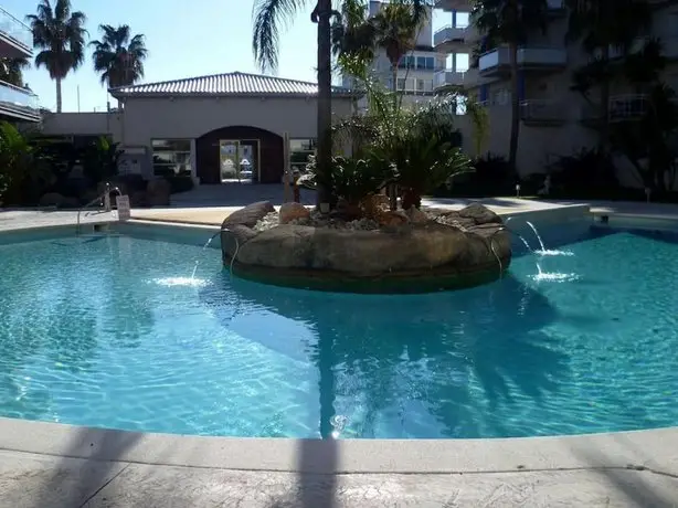 Piscines - Climatisation - Calme - WIFI - Plages - Vue - Bord de mer - Parking