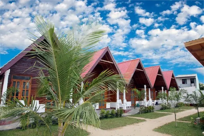 Elegant Green Beach Resort 