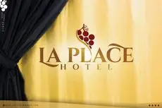 La Place Hotel 