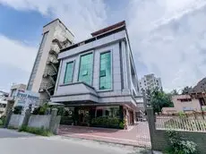 Hotel Grand Seasons Kochi 