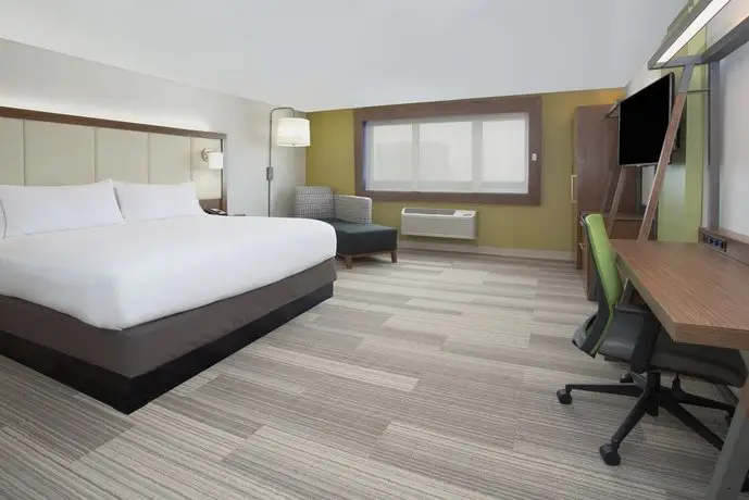 Holiday Inn Express & Suites - Dayton Southwest 