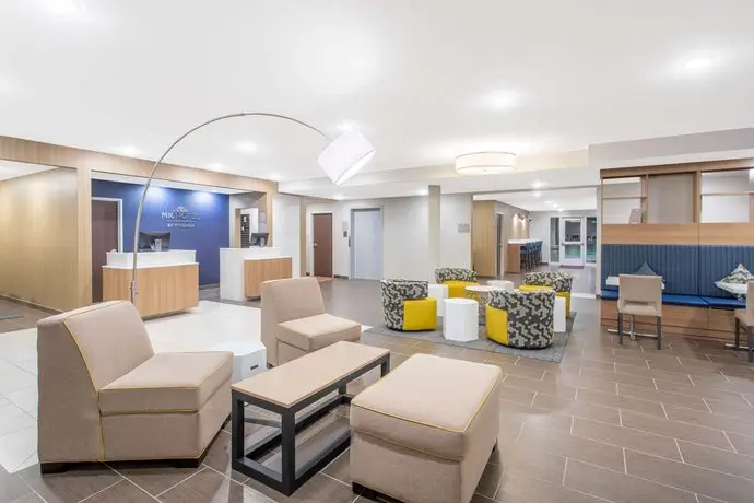 Microtel Inn & Suites by Wyndham Limon