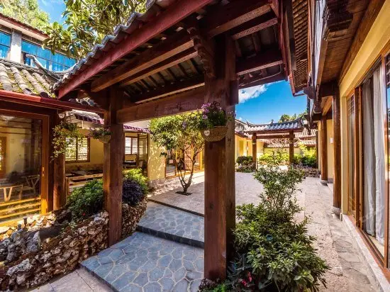 Lijiang Moreline Lodge 