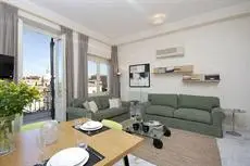 Spanish Steps Apartments 