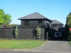 Wharewaka Lodge 