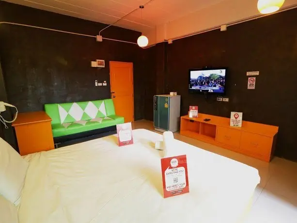 Nida Rooms Suan Dok 88 Flora Hills 