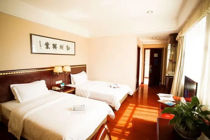 Dongguan Xinyue Hotel 