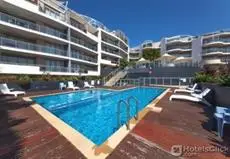 Cote D'Azur Unit 40/61 Donald Street 