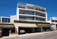 Cote D'Azur Unit 40/61 Donald Street 