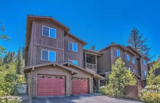 Modern Rustic Central Truckee 3BR Newly Built Home by RedAwning