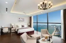 Vinpearl Condotel Beachfront Nha Trang 