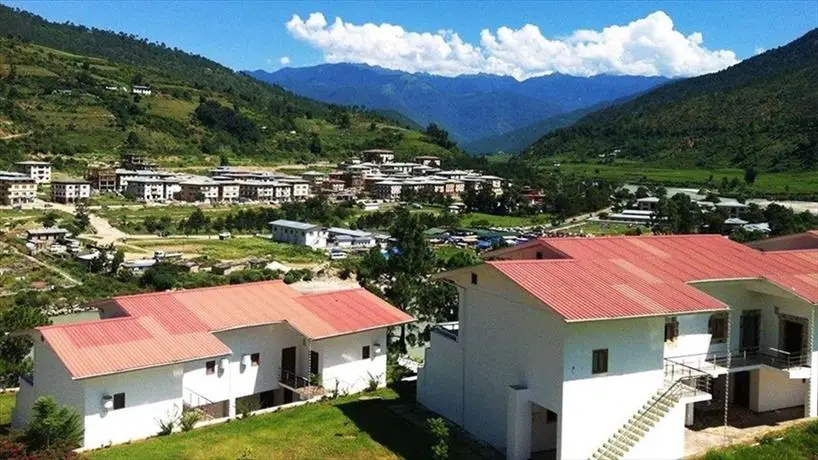 Khuru Resort