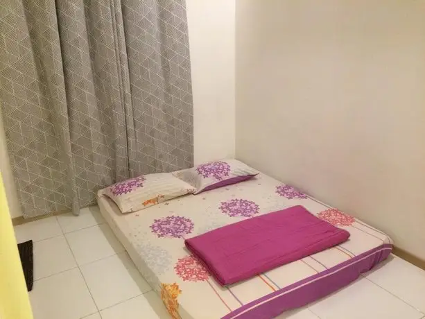 Lawang Suite Basic Roomstay