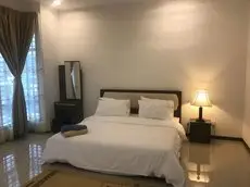 Sepang Saujana Klia Homestay 