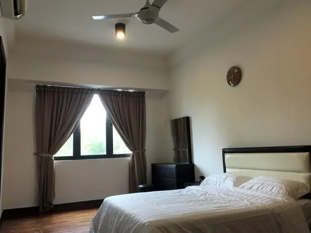 Spacious Three Bedroom Condo Cyberjaya