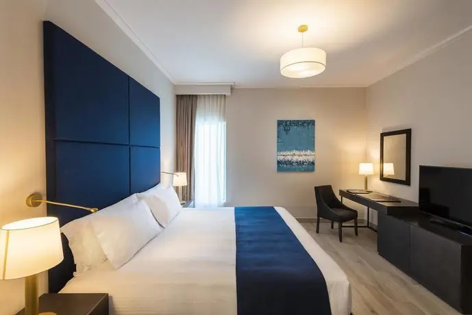 Centara West Bay Residences & Suites Doha