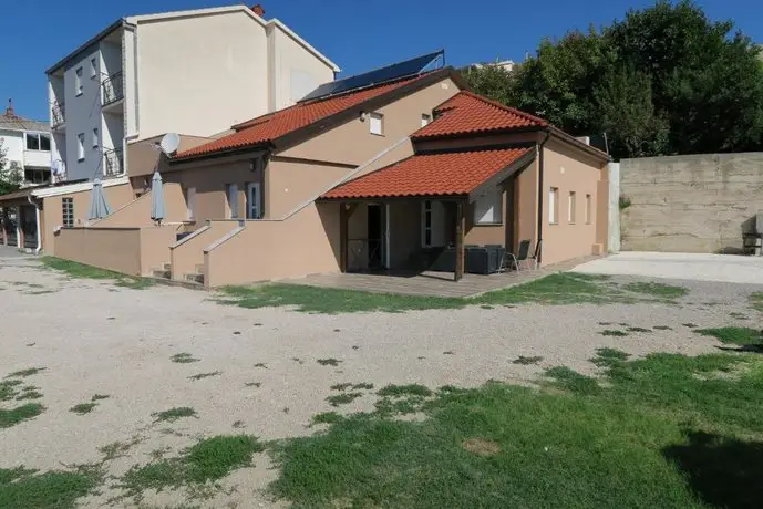 Family Apartment Baska