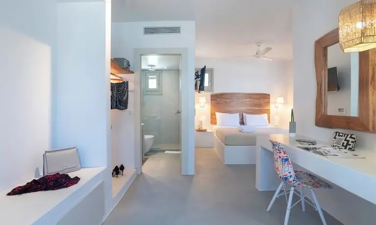 Paros Comfy Suites