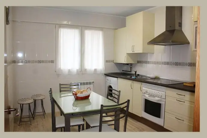 Apartment With 3 Bedrooms in Oviedo With Wifi - 28 km From the Beach 