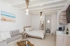 Argiro's Gorgeous Studio In Cycladic 