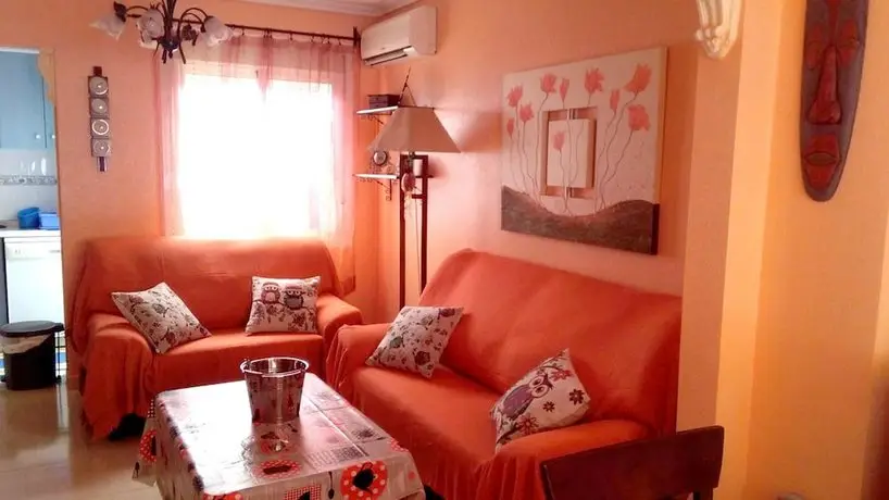 House With 4 Bedrooms In Santa Pola With Pool Access And Terrace - 900 M Fro 