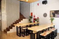 AROMA Ha Long Hostel 