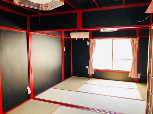 Yokohama Sakaechou Ninja House JA1