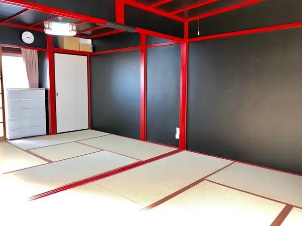 Yokohama Sakaechou Ninja House JA1