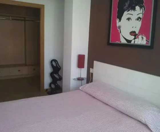 A Coruna 102597 3 Bedroom Apartment By Mo Rentals 