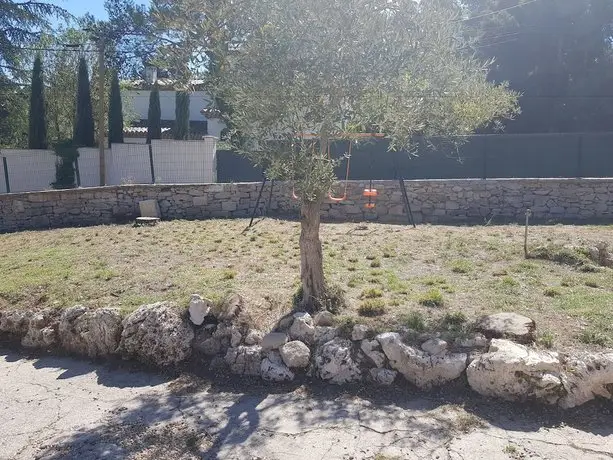 Appartement a Nimes en pleine nature avec Piscine 