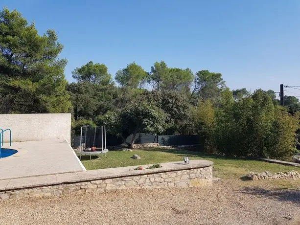 Appartement a Nimes en pleine nature avec Piscine 