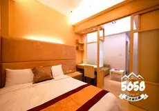 85 Spring Homestay 