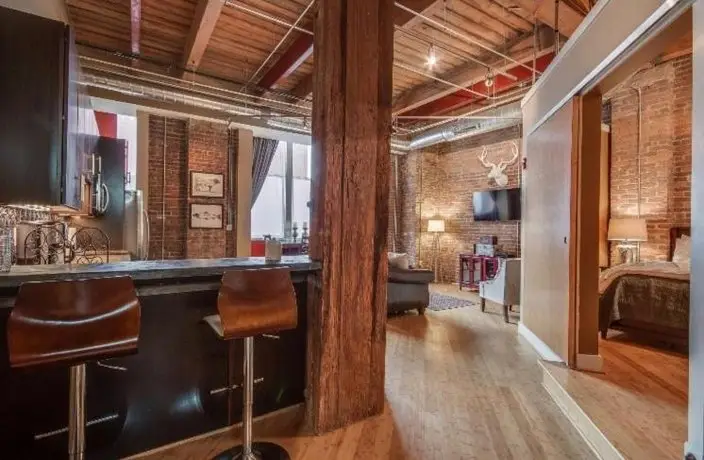 1820 Loft 211 Oozing Charm Steps To Broadway-Sleeps 4 