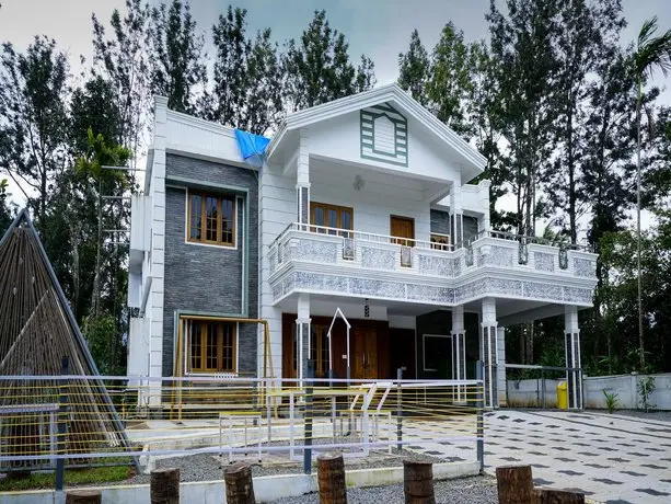 Well-Built 1BR Home in Marayoor Munnar 