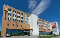 7 Days Premium Hotel Berlin-Schonefeld 