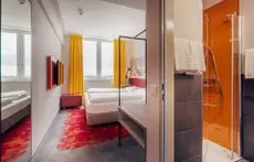 7 Days Premium Hotel Berlin-Schonefeld 