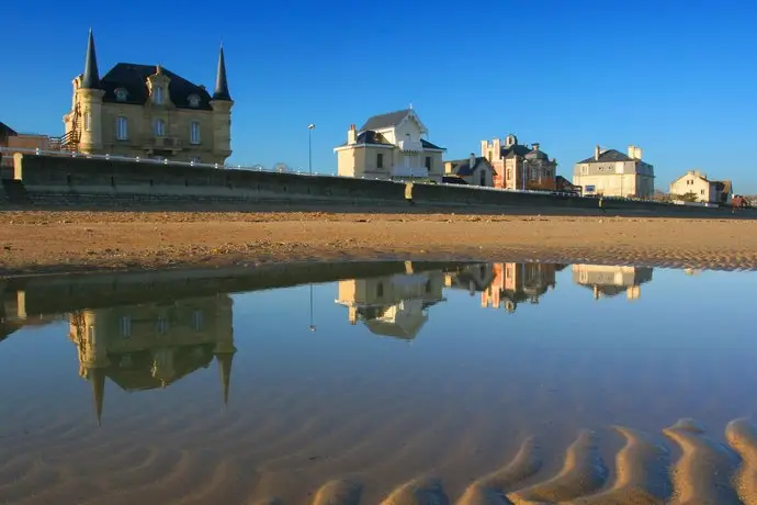 Le Manoir des Tourelles