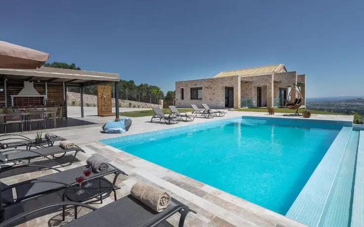 Zinos Luxury Villa 