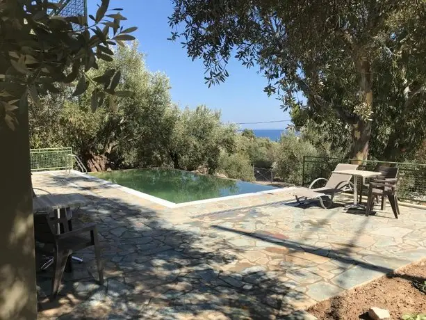 Traditional Ouzo Villa with private pool 