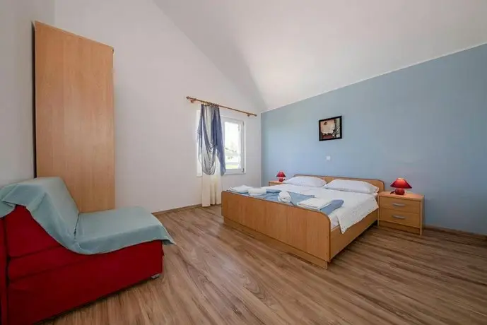 Apartments Lidija Rab