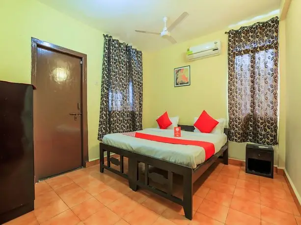 OYO 15263 Seaview Holiday Apartments