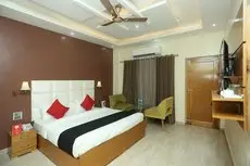 Capital O 18317 Hotel Samriddhi Retreat 