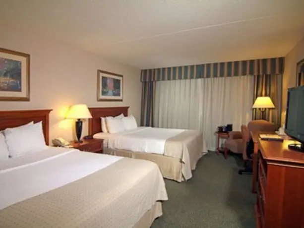 Clarion Hotel and Conference Center Columbus 