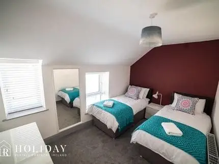 Holiday Rentals NI - Eglinton Four