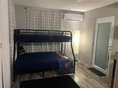 Metropolitan Area Apartment 