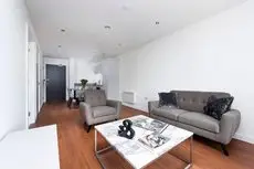 Contemporary and Stylish 1BR flat 