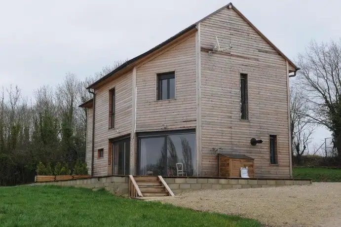 Maison Ecologique en Pleine Nature 