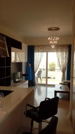 Athens modern and elelegant flat close to the beach 